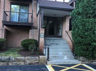 2012 Thornberry Dr, Pittsburgh, PA