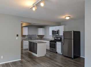 822 Wisconsin St #8, Lake Geneva, WI 53147