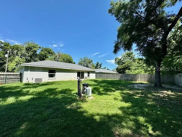 5423 NW 52nd Ave — Photo 8