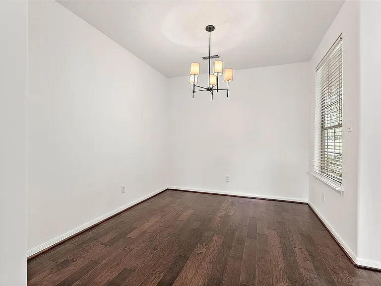 99 S Wynnoak Cir — Photo 9