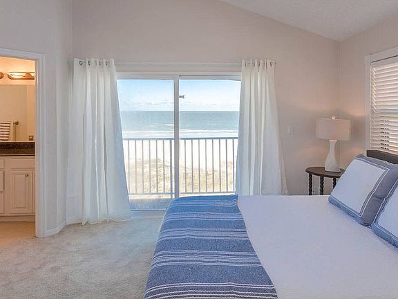 4th image of 19916 Gulf Blvd APT 2