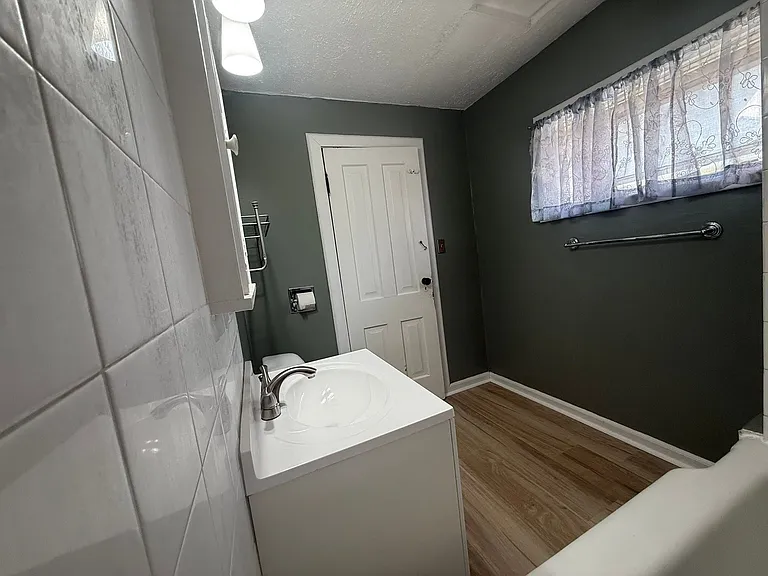 3533 Nicollet Ave #2 — Photo 8