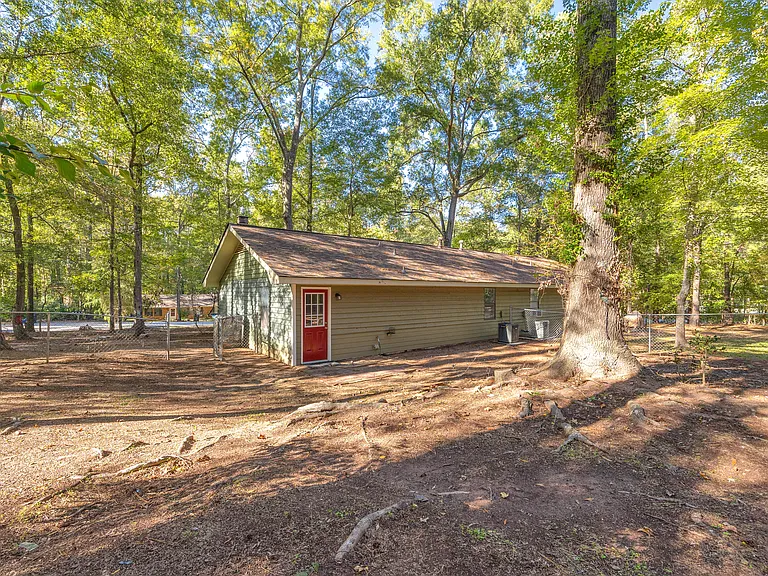 117 Blackmor Ct — Photo 23