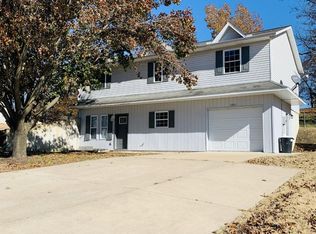 1801 Rachel Dr, Neosho, MO 64850