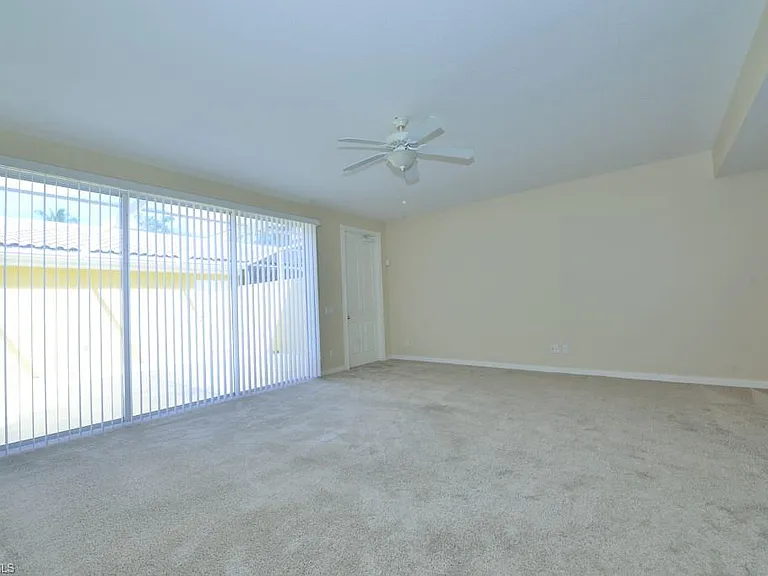 28725 Alessandria Cir — Photo 2