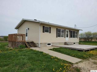 15189 Canoe Rd, Strawberry Point, IA 52076