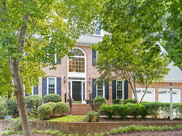 204 W Camden Forest Dr, Cary, NC 27518