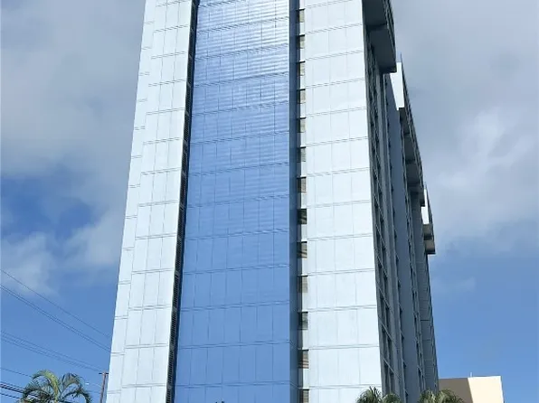 3045 Ala Napuaa Pl APT 504, Honolulu, HI 96818