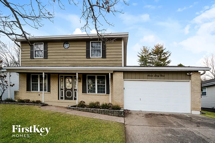 769 Rockridge Dr photo 1