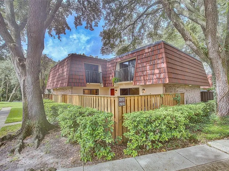 2612 2nd Ct — Photo 24