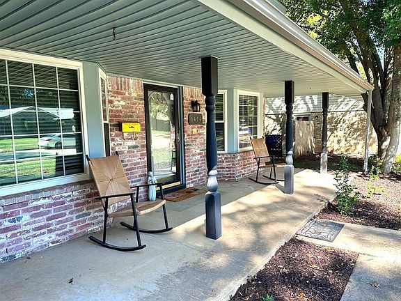 3rd image of 1414 Whippoorwill Dr