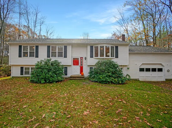4 Jesse Circle, Sanford, ME 04073