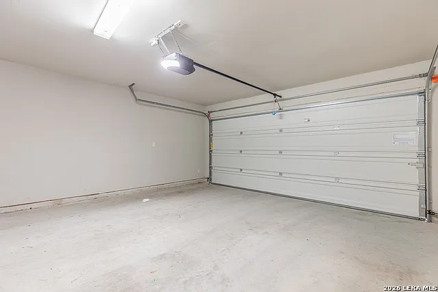 6418 Willow Point Blvd — Photo 26