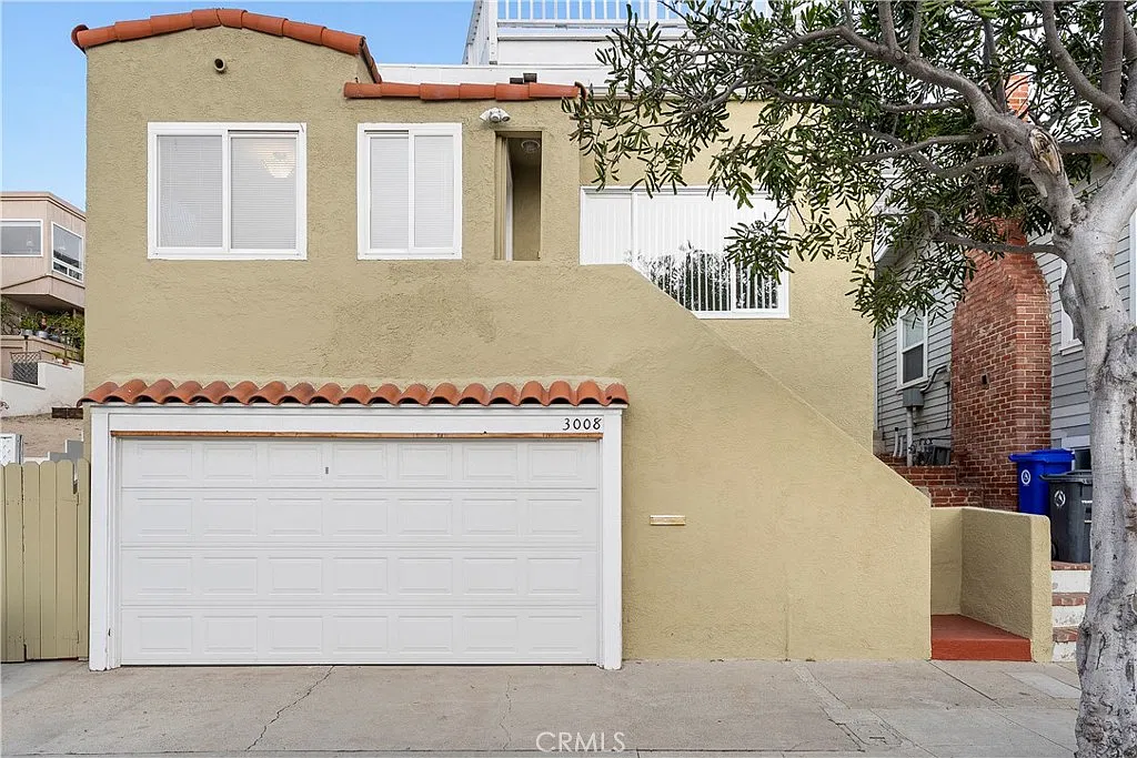 2 bed, 1.5 bath, 996 sqft, $6,000 — Photo 1