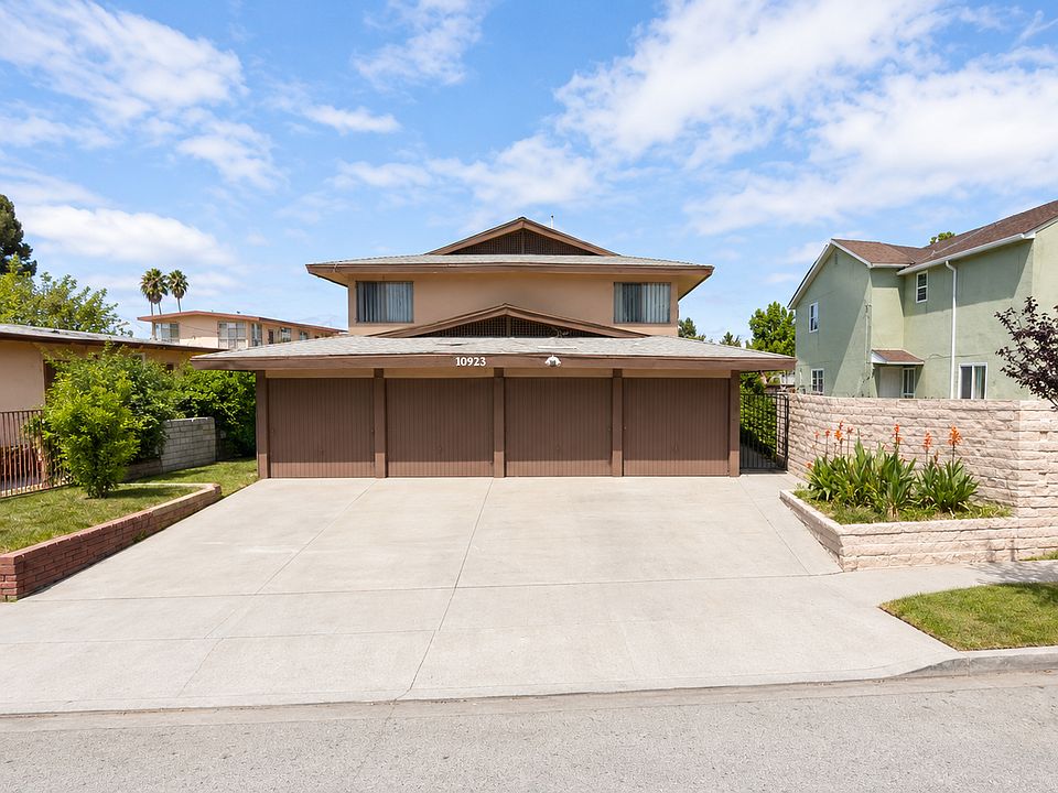 1st image of 10923 California Ave #B