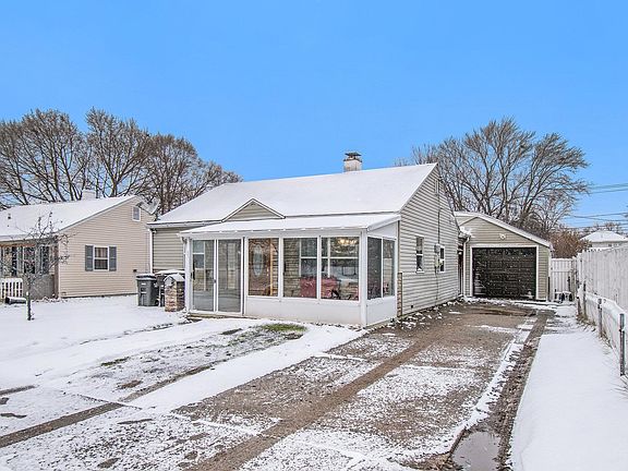 3rd image of 126 W Wolf Ave