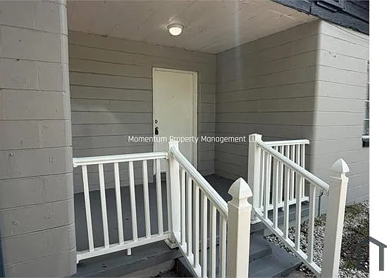 4 bed, $2,300 — Photo 2