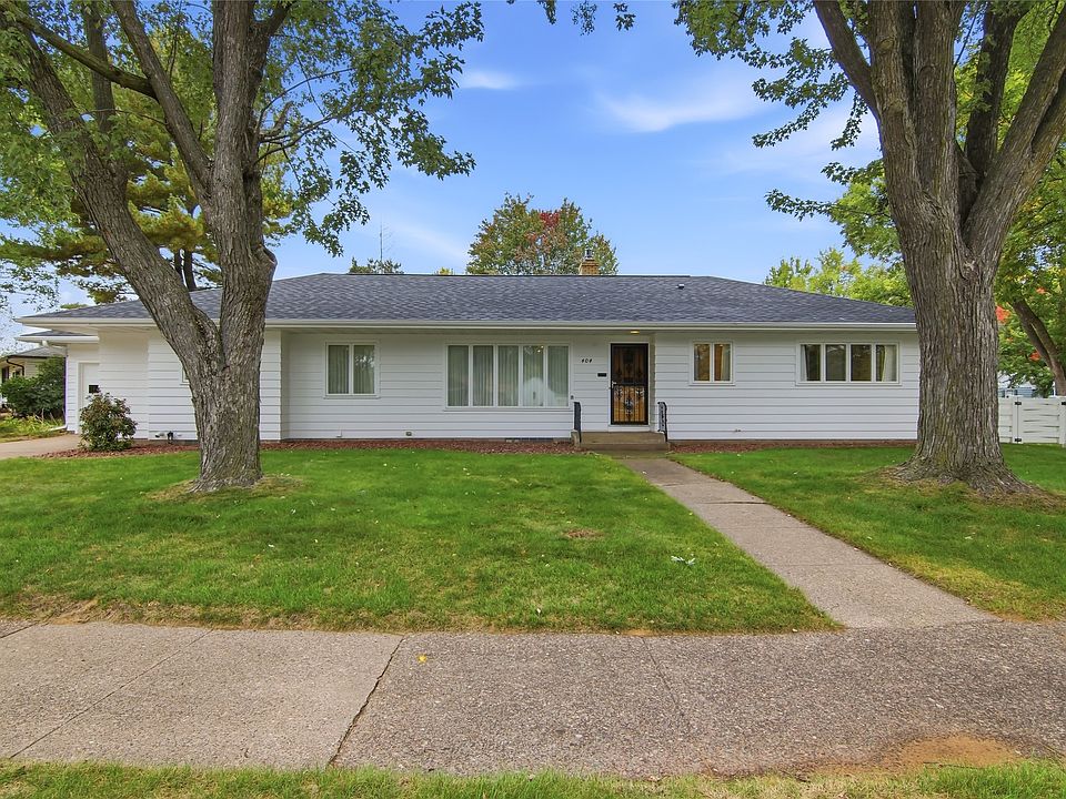 1st image of 404 W MacArthur Avenue