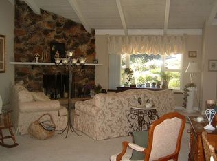 378 San Roque Dr, Escondido, CA 92025