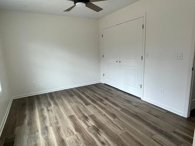 530 Spring St — Photo 12