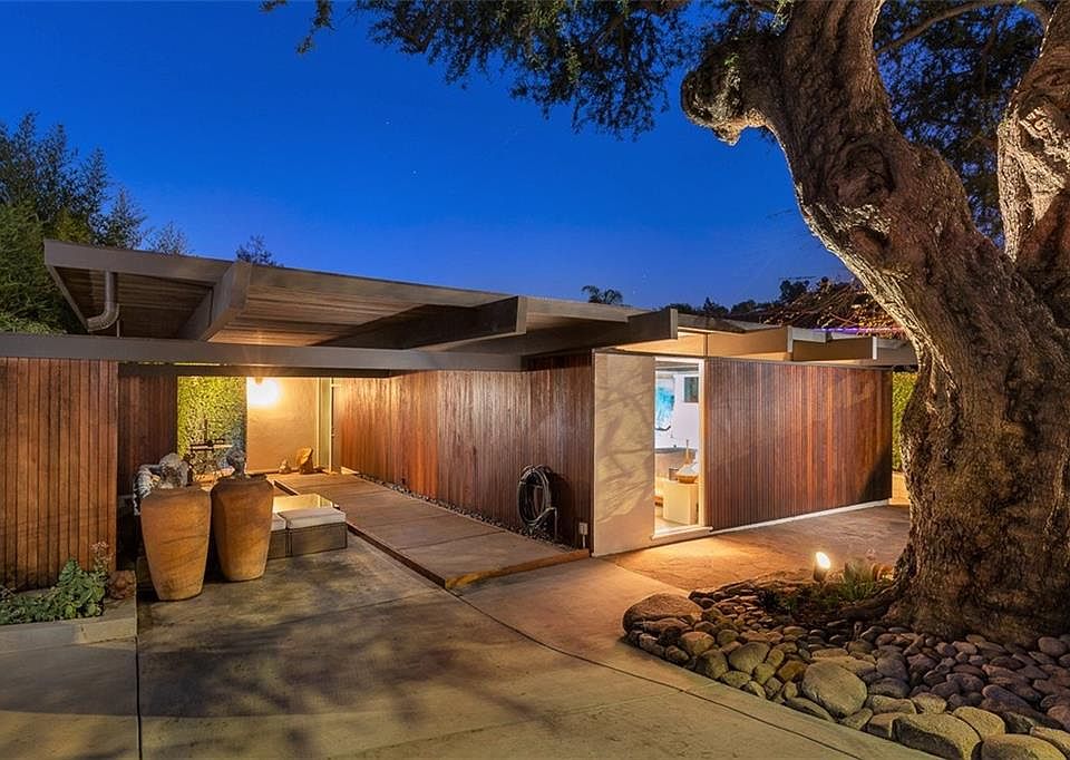 1st image of 2344 Silver Lake Blvd