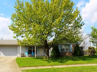 1515 Knoll Crest Dr, Kendallville, IN