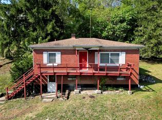 3927 Daisyview Ave, Shadyside, OH