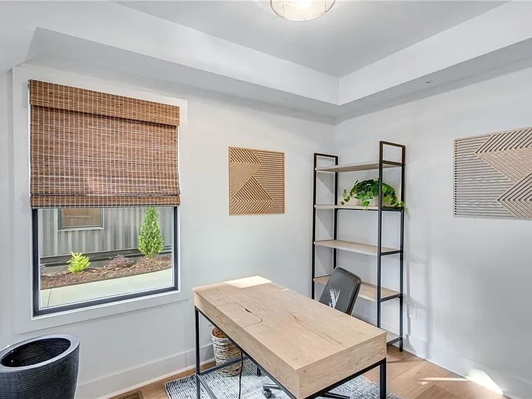 773 Bradford St — Photo 17
