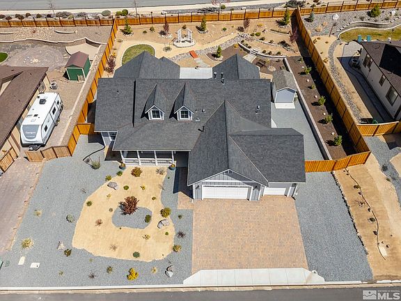3rd image of 369 Desert Chukar Dr