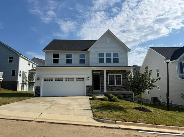 7083 Fairway Ridge Rd, Salem, VA 24153