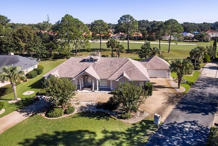 1st image of 126 Baywind Dr