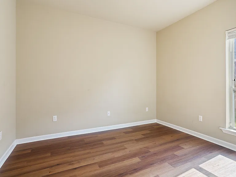 20122 Leandor Isle Ave — Photo 5
