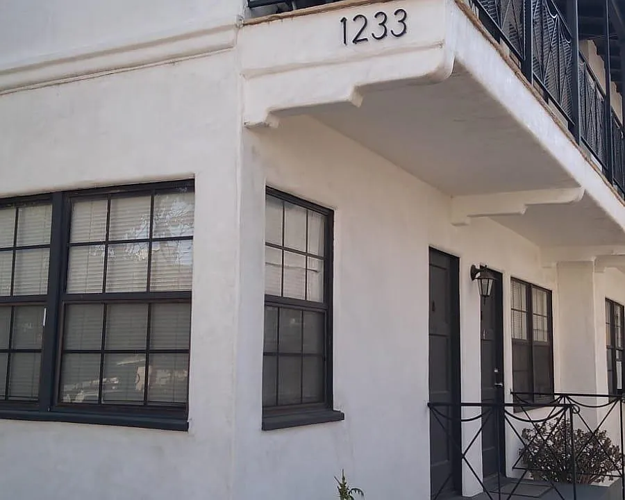 1233 Gordon St #9