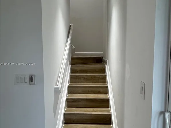 76651 NW 88th Ter, Fort Lauderdale, FL 33321