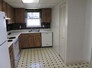 27 Queensway, Queensbury, NY 12804