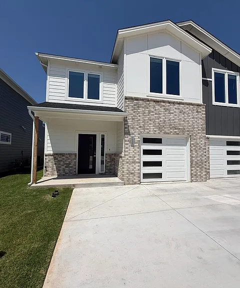 1100 Prestige Pl — Photo 2