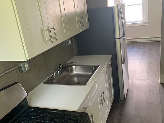 4th image of 5427 Wayne Ave APT E2