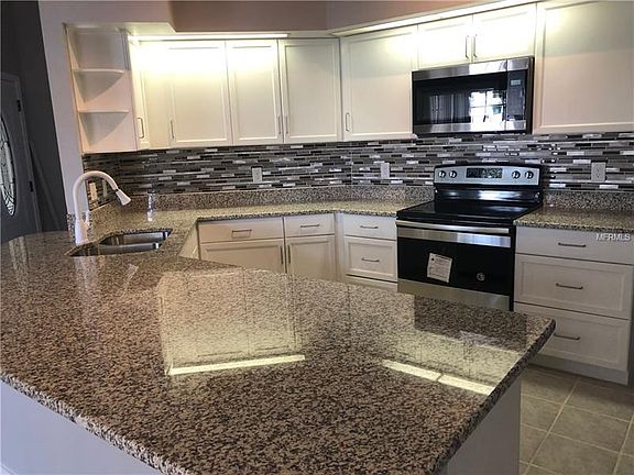 4th image of 116 Honeywood Dr