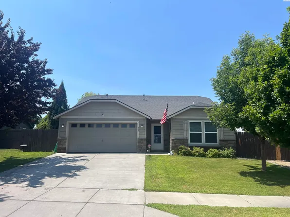 348 S Osborne St, Kennewick, WA 99336