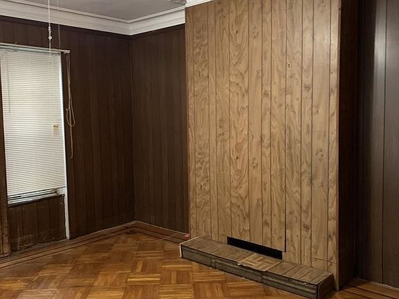 5th image of 680 Saint Johns Pl