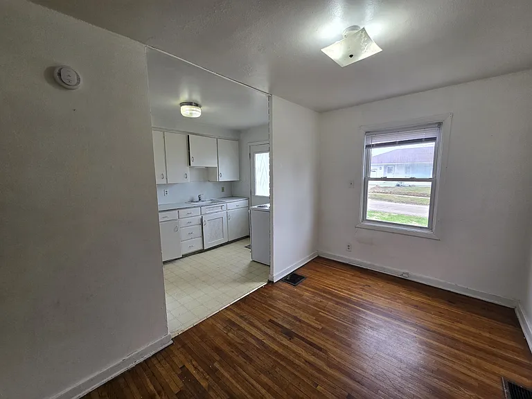 269 Madison St — Photo 6