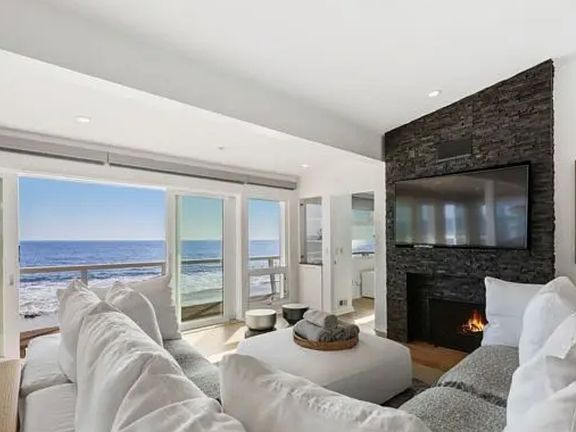 5th image of 24742 Malibu Rd