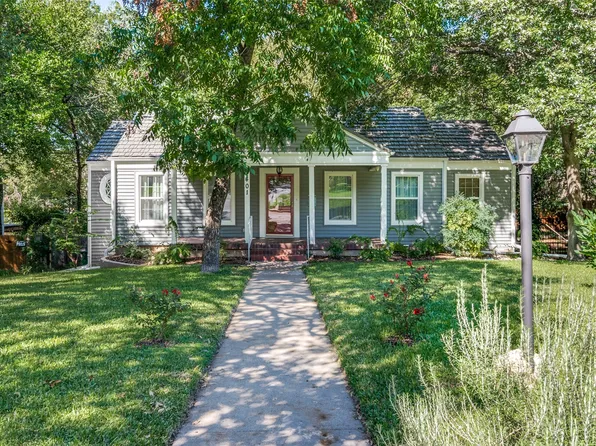 1401 Bluebonnet Dr, Fort Worth, TX 76111