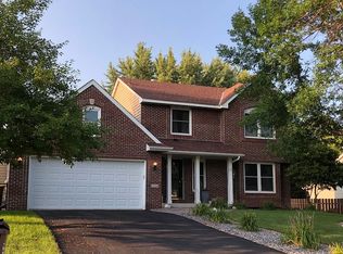6016 Meadowood Ct, Savage, MN 55378