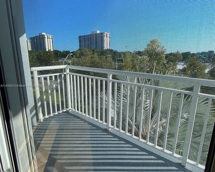 1st image of 1251 NE 108th St APT 507