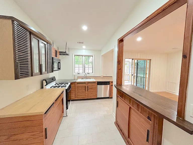 54 Falligant Ave — Photo 8