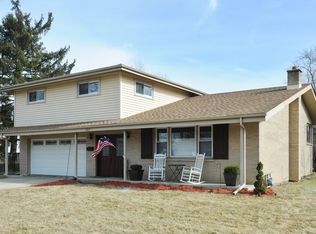 1623 Executive Ln, Glenview, IL