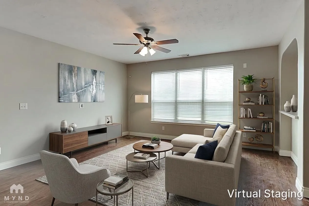 3 bed, 2.5 bath, 1642 sqft, $1,870 — Photo 2