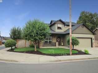 6874 Simeon Dr, Springfield, OR 97478