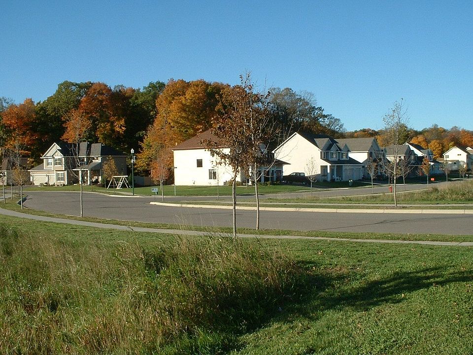 Neighbors on Sophia Dr